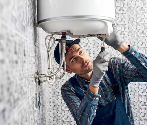 Expert Plumber for Hot Water Tank Maintenance in Wantagh, NY: Schedule Reliable Maintenance Services with Us